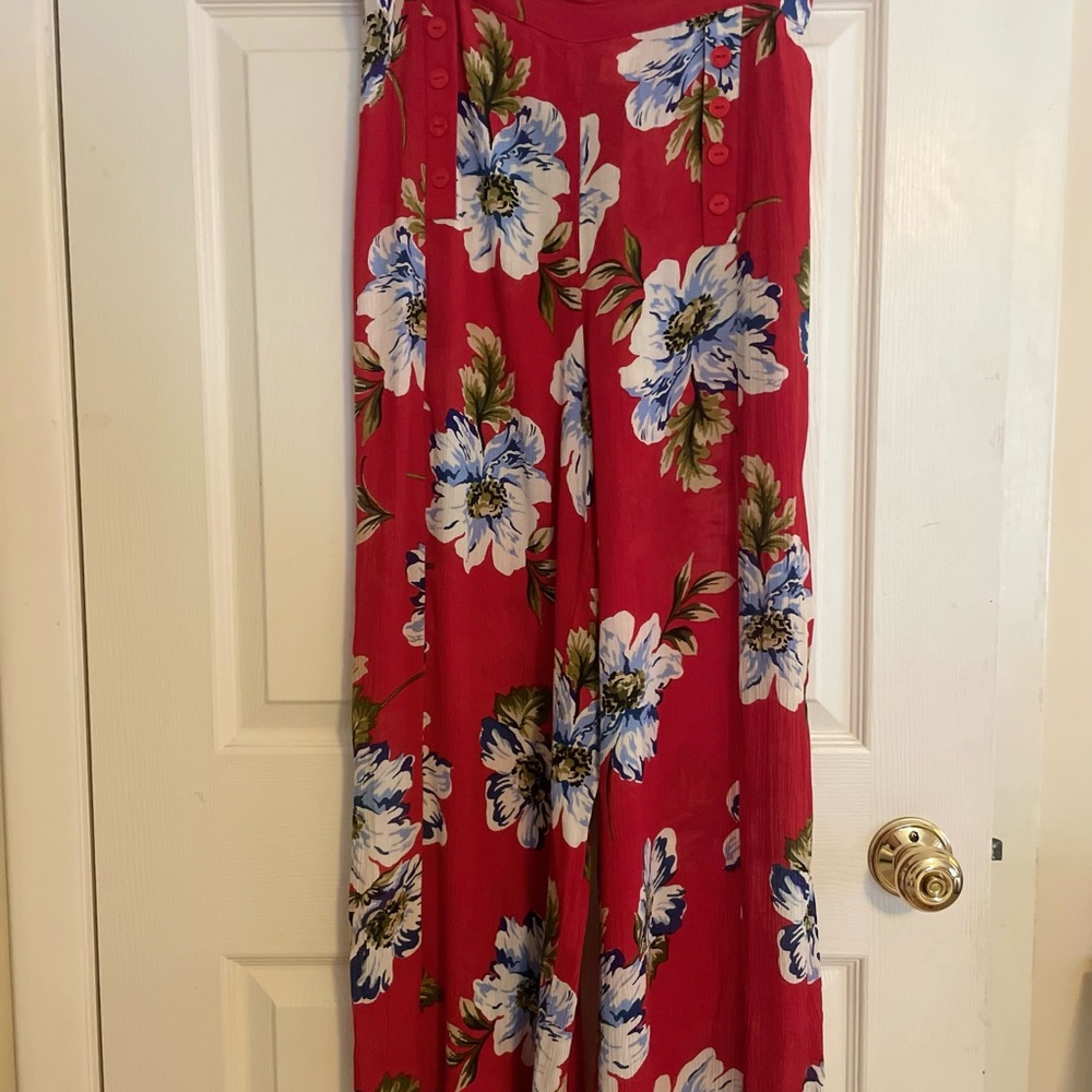 Band of Gypsies‎ Red Floral Jumpsuit